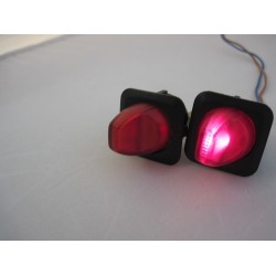 Comutator auto iluminat cu revenire/momentan - 12V Comutator auto iluminat cu revenire/momentan - 12V